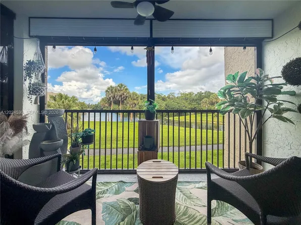 2900 NW 42nd Ave APT A207, Coconut Creek, FL 33066
