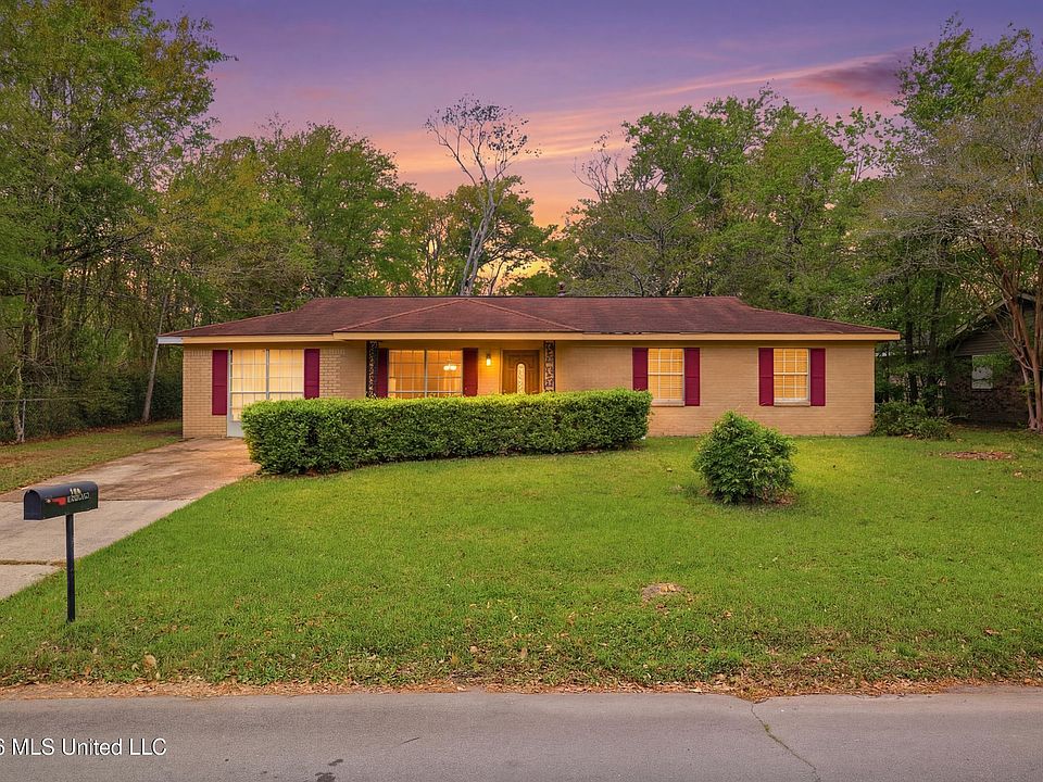 1st image of 103 Forest Dr