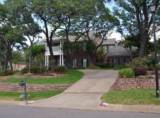 236 NE Brushy Mound Rd, Burleson, TX 76028