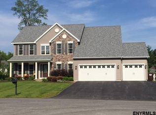 20 Haawk Ct, Delmar, NY 12054