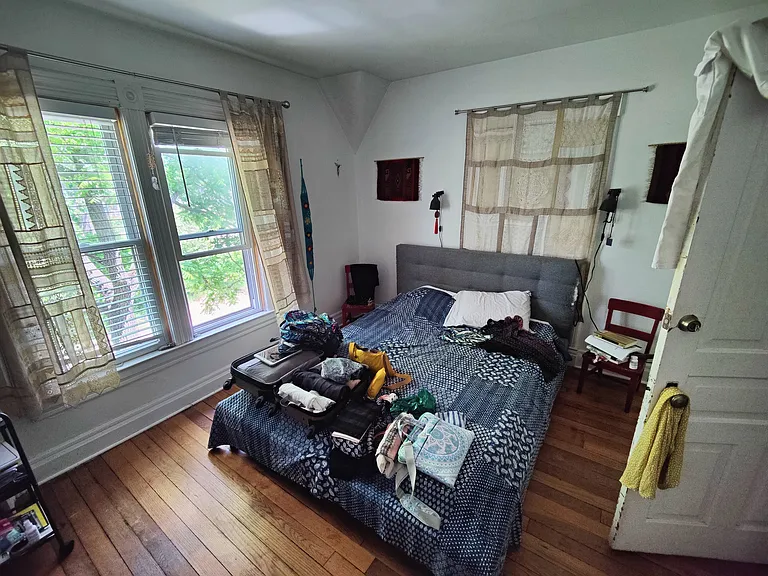 Jarvis Ave — Photo 23