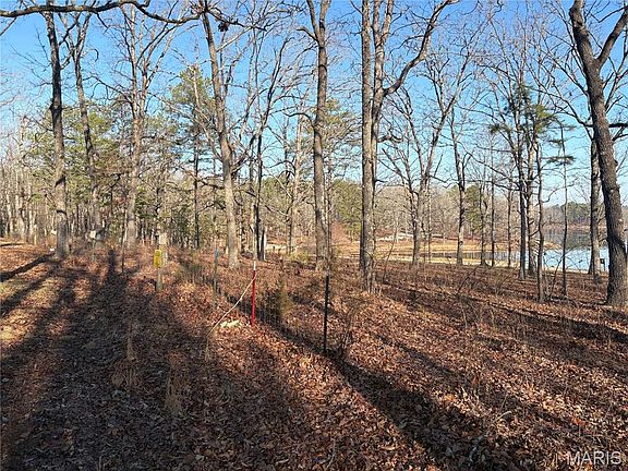 5th image of 748 Miller Lake Rd