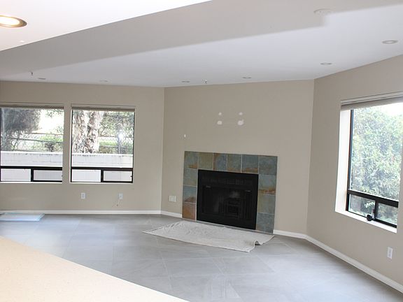 4th image of 1640 10th Ave Unit 104
