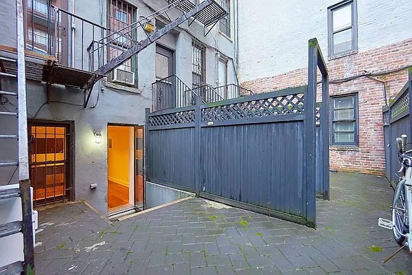 Rented by Keller Williams NYC | media 26