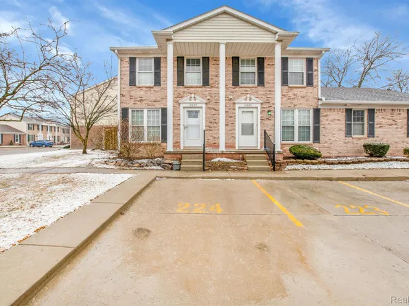 16625 Raleigh Square Dr, Southgate, MI 48195