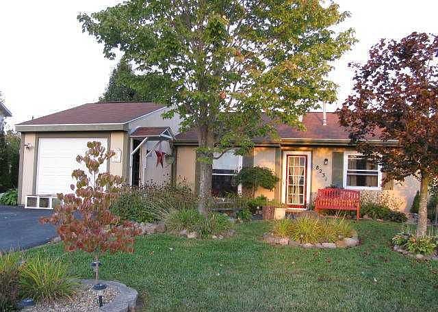 1st image of 8231 Lucchesi Dr