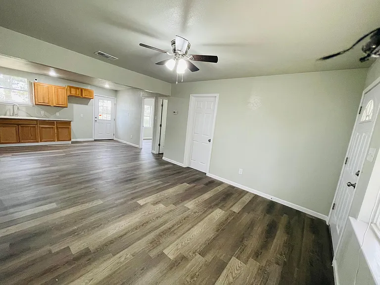 506 Enchanted Oak Dr — Photo 9