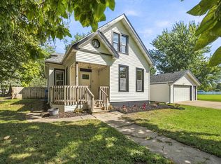 209 S East St, Odell, IL 60460