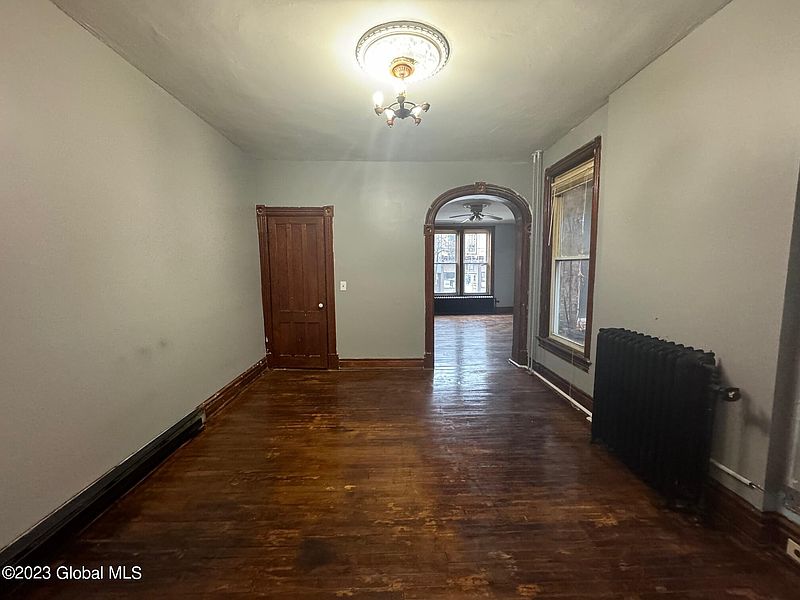 5th image of 660 2nd Avenue