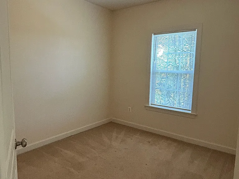 4066 Finsbury Ln — Photo 14