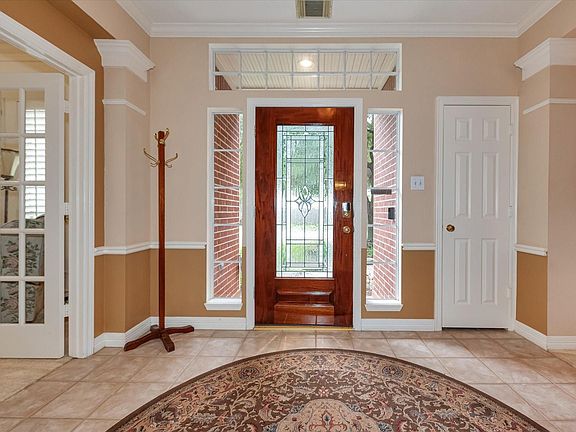 4th image of 5718 Oakmoss Trl