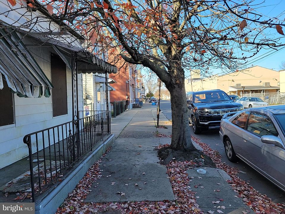 1st image of 371 Cummings Ave