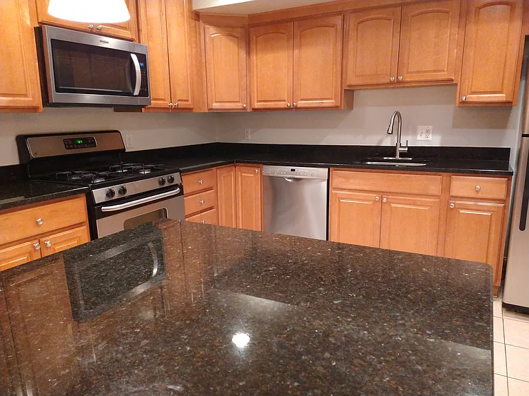 1300 Taylor St NW #3 — Photo 7