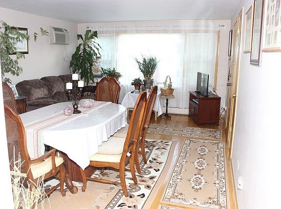 5th image of 8156 Enger Ln