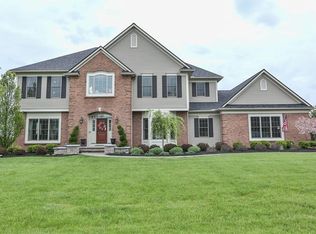 92 Coventry Rdg, Pittsford, NY 14534