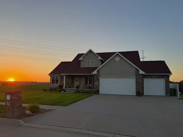 4732 29th Ave, Kearney, NE 68845