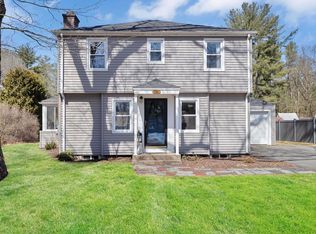 504 Amherst Rd, South Hadley, MA 01075