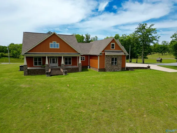 570 Mountain Heights Rdg, Scottsboro, AL 35769