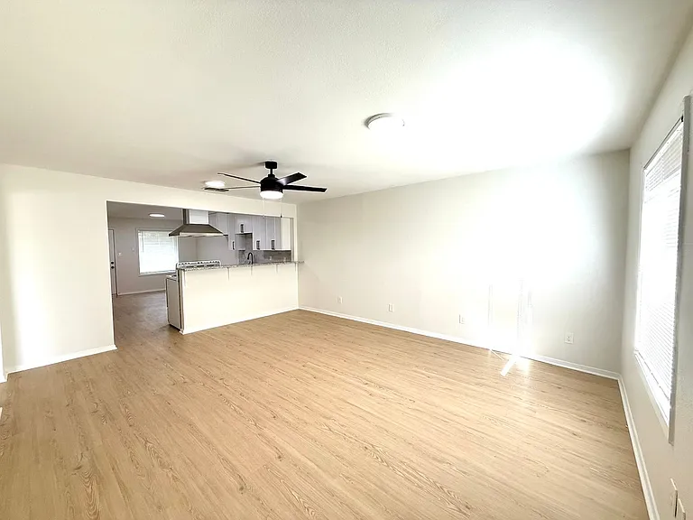 1401 Arvel Cir — Photo 13