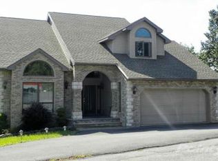 103 Clairmont Rd, Dickson City, PA 18519