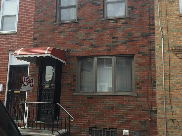 948 Winton St, Philadelphia, PA 19148