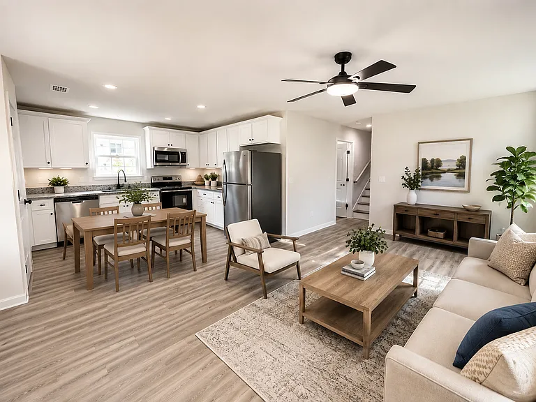 8 Lake Ellen Dr — Photo 2