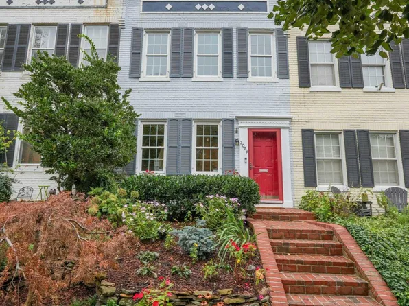 2023 37th St NW, Washington, DC 20007