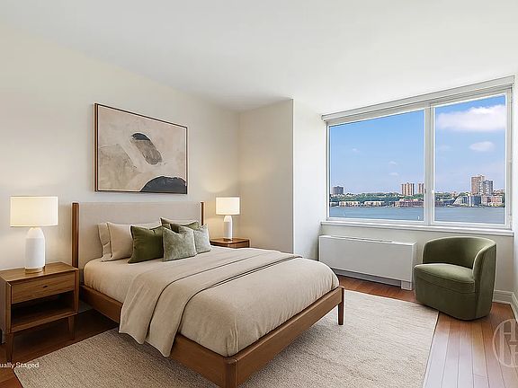 5th image of 100 Riverside Blvd APT 8J