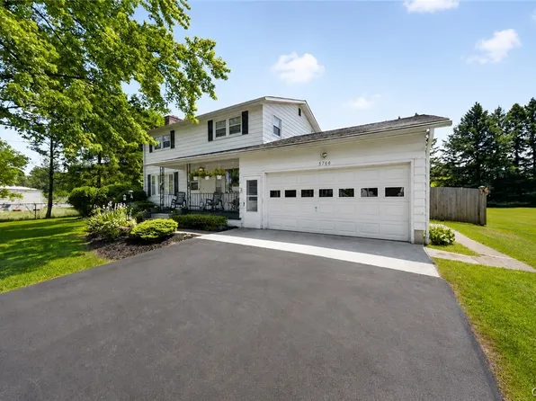 5766 Sunset Ter, Cicero, NY 13039