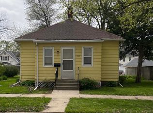 202 E Maple St, Red Oak, IA 51566