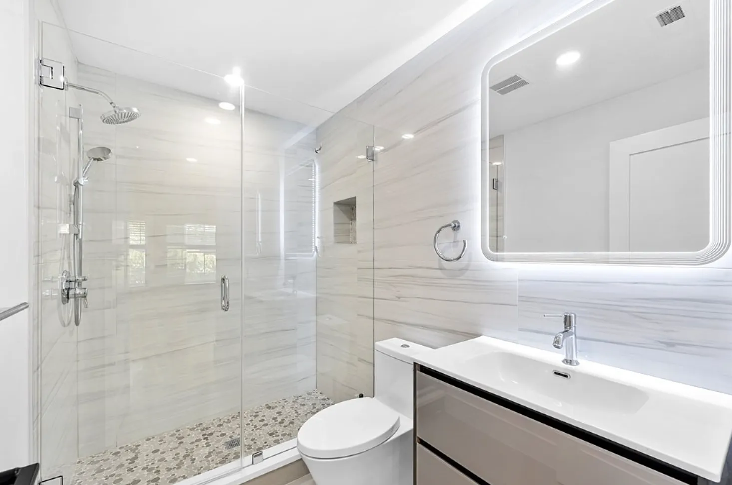 1 bed, 580 sqft, $3,500 — Photo 3