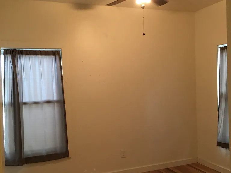 502 Wainwright Ave — Photo 6
