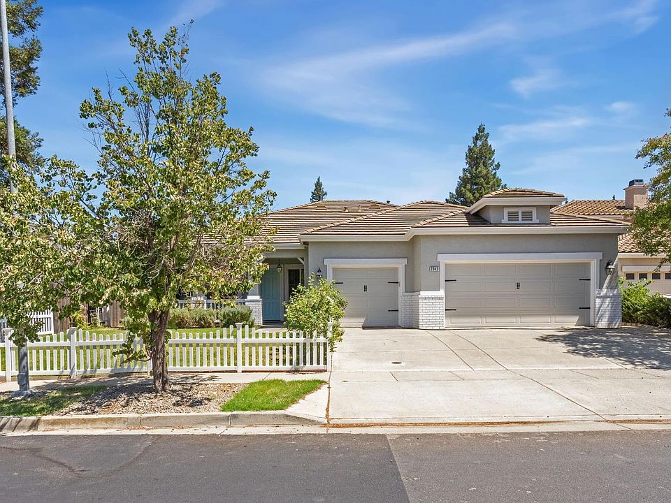 1st image of 2945 Shasta Way