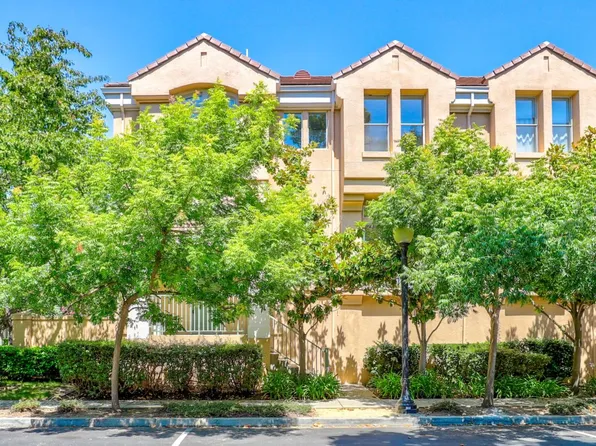 412 Kent Dr, Mountain View, CA 94043