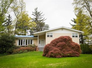 32 Andrea Ln, Scarsdale, NY 10583