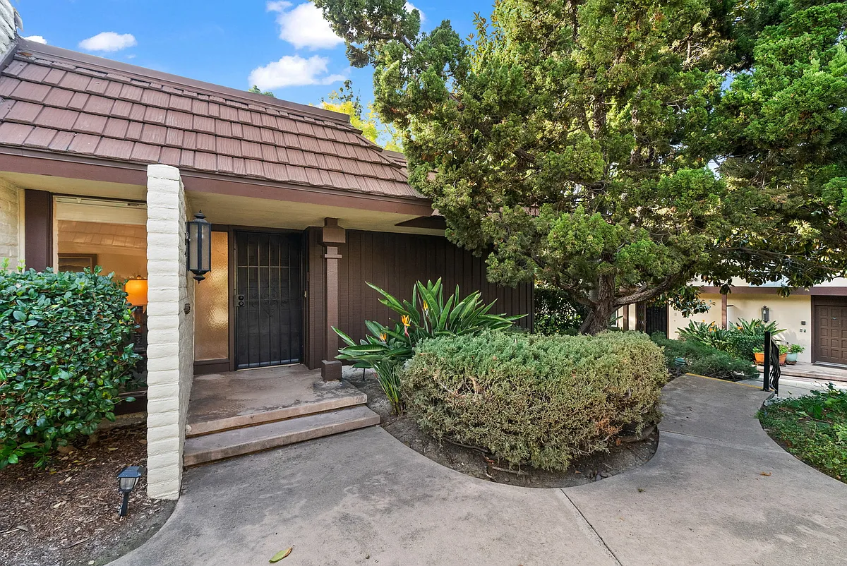Building Photo - 4517 Collwood Ln