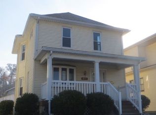 340 16th Ave, East Moline, IL 61244