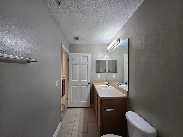 575 Oakleaf Plantation Pkwy #710 — Photo 9