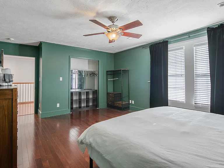 1208 Goodview Ave — Photo 42
