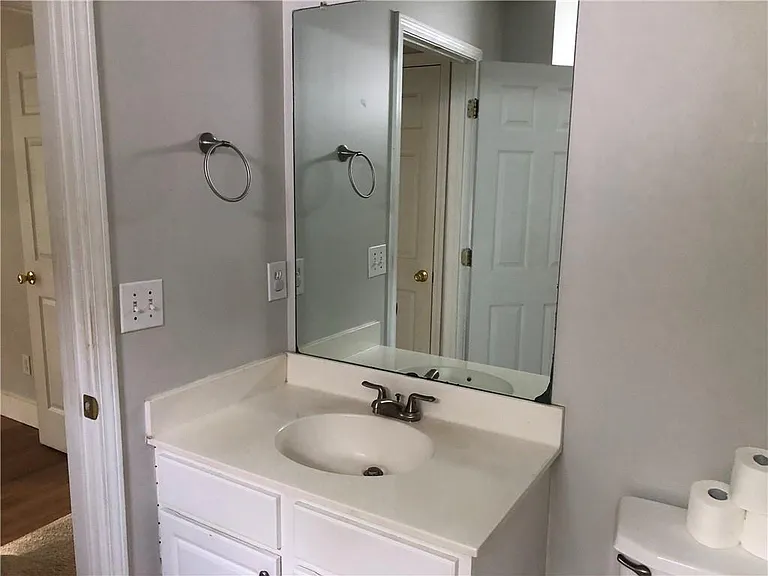 370 Manor Glen Dr — Photo 12