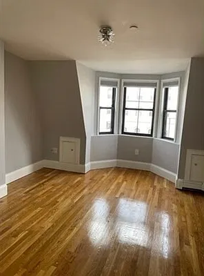 806 Tremont St #6 — Photo 7