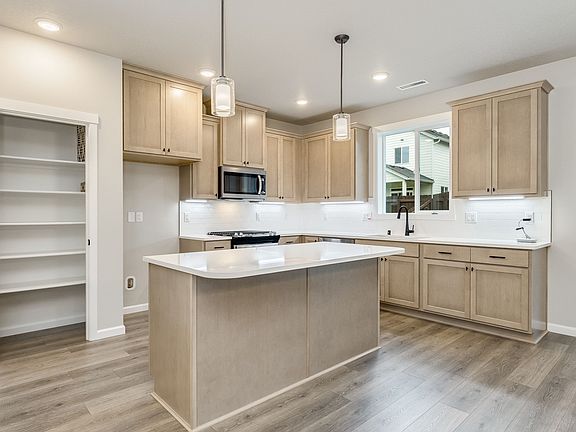 646 NW 28TH ST by Aho Construction