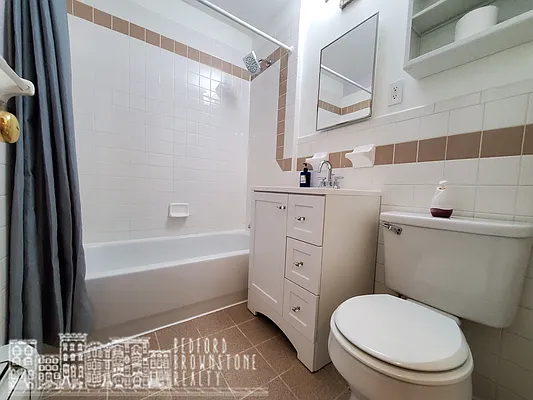 Rented by Bedford Brownstone Realty | media 25