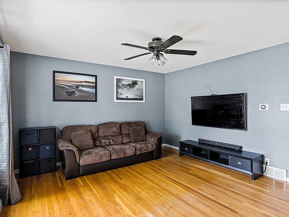 4th image of 1102 W 14th St