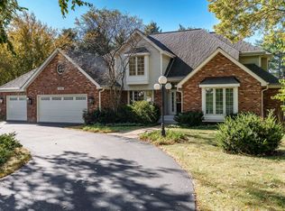 10588 Whispering Pines Way, Rockford, IL 61114