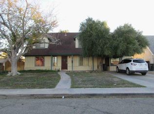 476 N 10th St, Blythe, CA 92225