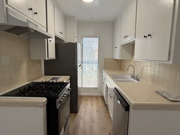2656 S Barrington Ave APT 2, Los Angeles, CA 90064