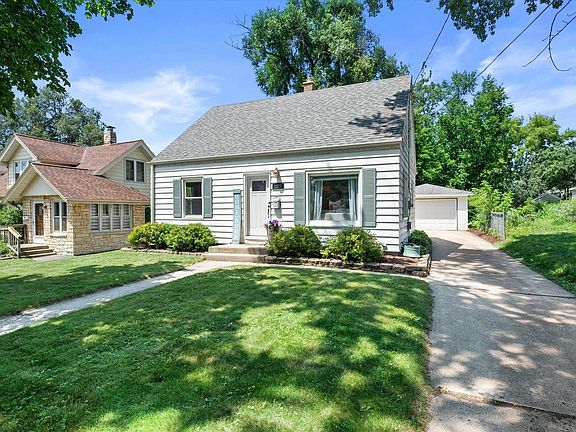 2nd image of 1128 Lindbergh AVENUE