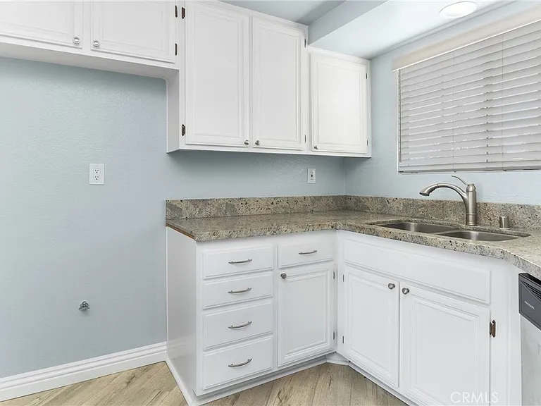 24324 Sage Ct — Photo 5