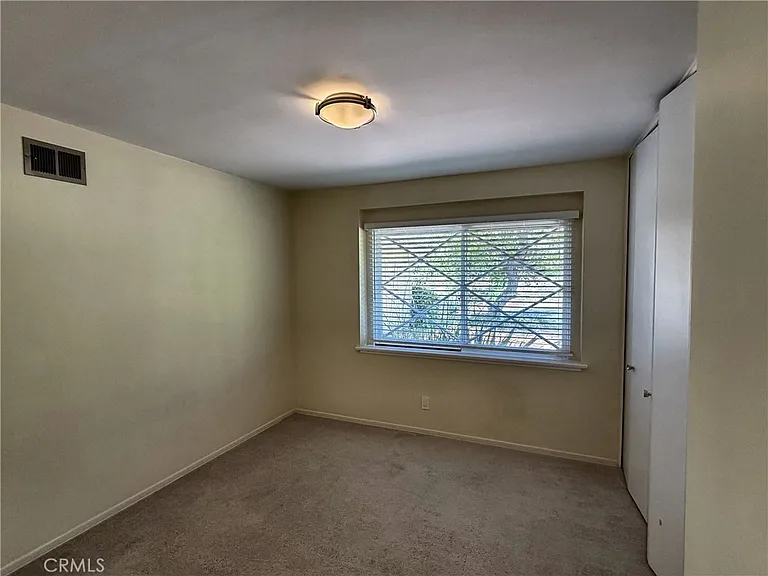 28845 Briarhurst Dr — Photo 26